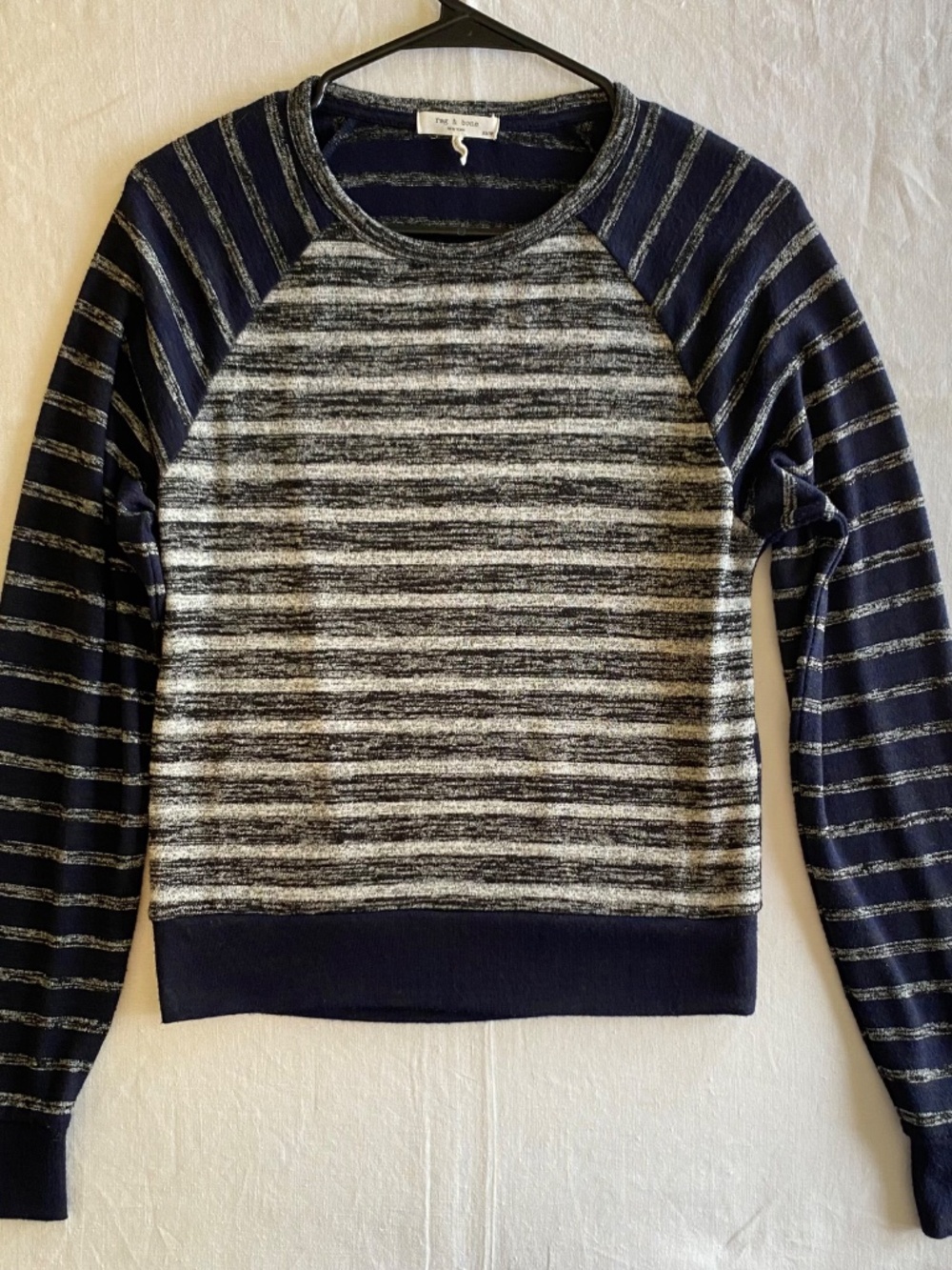 Rag & Bone Avryl Navy Stripe Crewneck Pullover Sweater SZ XS Preppy Coastal - Picture 10 of 10